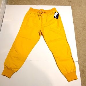 NWT Gap Linen jogger